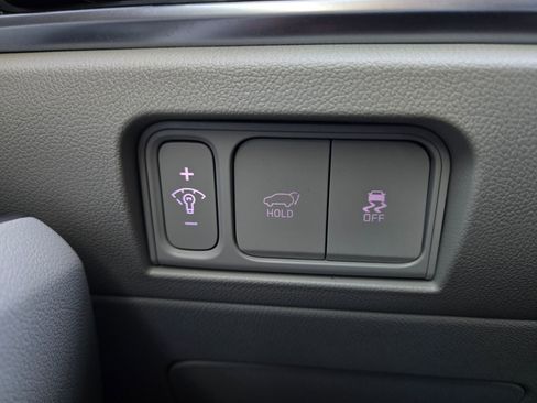 Certified 2025 Kia Sorento EX w/ EX Panoramic Sunroof Package image 26