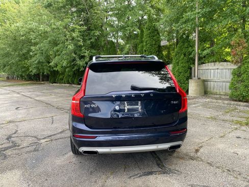 Used 2017 Volvo XC90 T6 Momentum w/ Momentum Plus Package AWD/4WD image 4