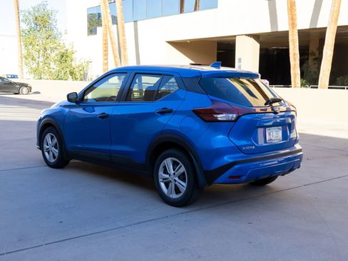 Used 2023 Nissan Kicks S FWD image 6