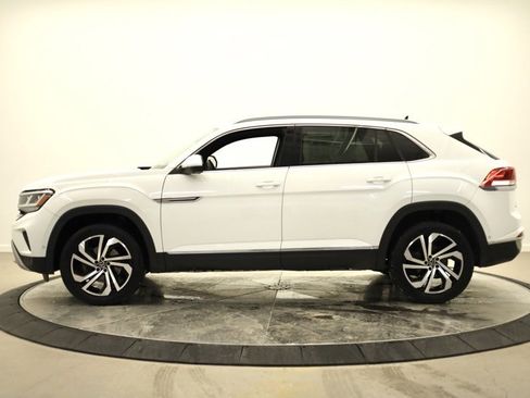 Used 2020 Volkswagen Atlas Cross Sport SEL Premium image 6