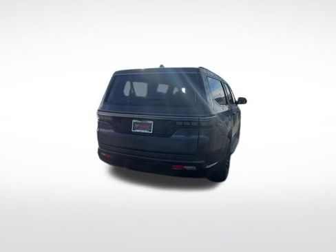 New 2026 Jeep Grand Wagoneer L 4WD image 39