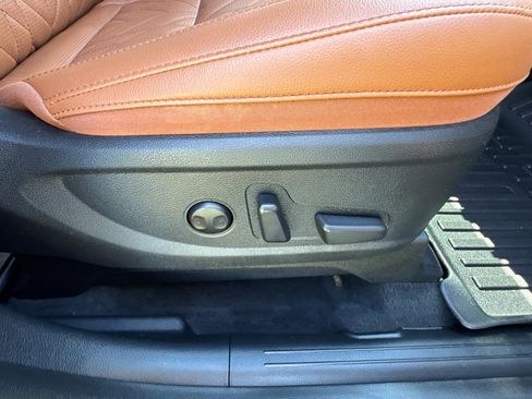 Used 2025 Kia Telluride EX X-Line AWD/4WD image 31