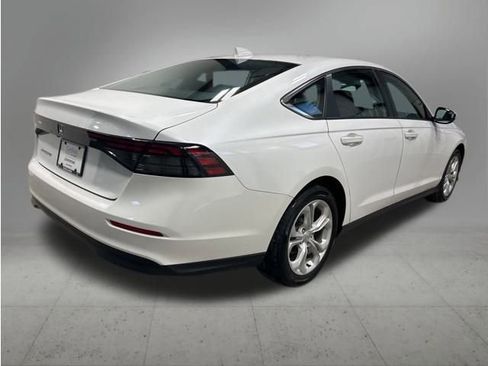 Certified 2023 Honda Accord LX image 7