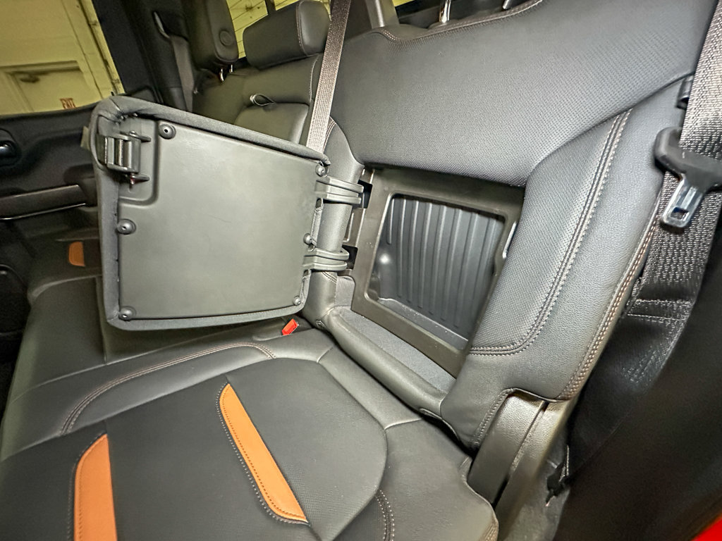 Used 2021 GMC Sierra 1500 AT4 w/ AT4 Value Package AWD/4WD image 28