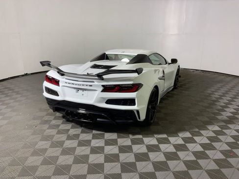 Used 2023 Chevrolet Corvette Z06 w/ Z07 Performance Package RWD image 8
