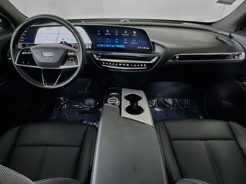 Used 2024 Cadillac Lyriq Tech image 27