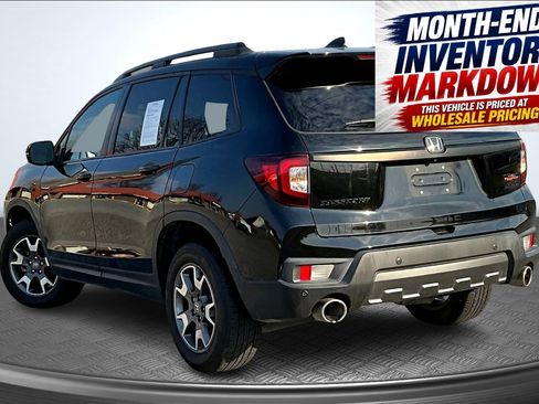 Used 2023 Honda Passport TrailSport image 4