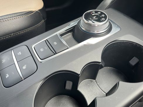 Certified 2022 Ford Escape Titanium w/ Titanium Elite Package image 15