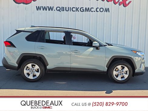 Used 2021 Toyota RAV4 XLE FWD image 10