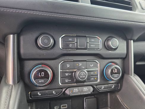 Used 2021 Chevrolet Tahoe LT RWD image 18