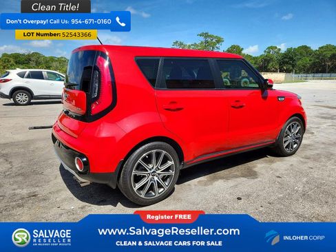 Used 2018 Kia Soul ! w/ Tech Package FWD image 4