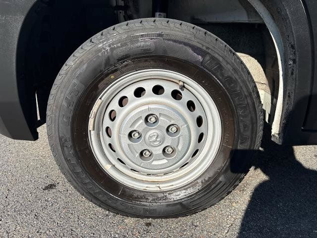 Used 2025 RAM ProMaster 2500 w/ Convenience Group FWD image 12
