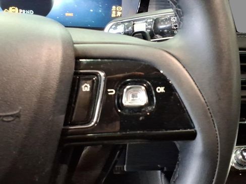 Certified 2023 Lincoln Corsair AWD image 18