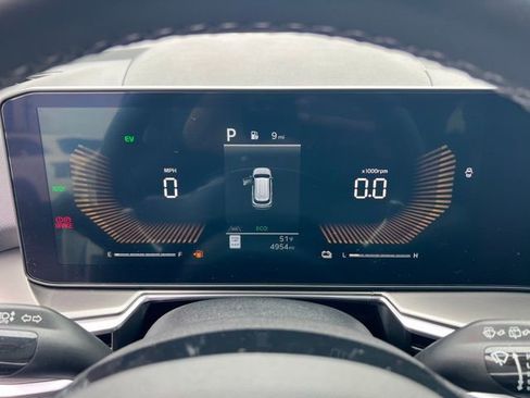 Used 2025 Kia Sorento EX w/ EX Panoramic Sunroof Package image 17