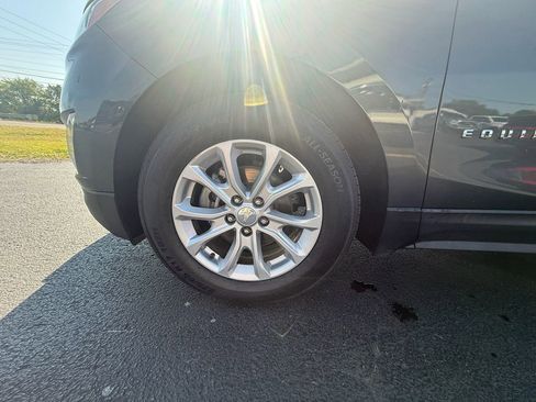 Used 2018 Chevrolet Equinox LT image 10