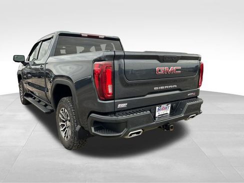 Used 2021 GMC Sierra 1500 AT4 image 3