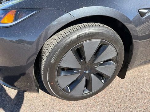 Used 2025 Tesla Model 3 Long Range AWD/4WD image 4