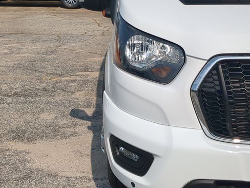Certified 2025 Ford Transit 350 XLT RWD image 8