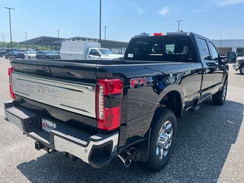 New 2025 Ford F350 King Ranch w/ Chrome Package image 31