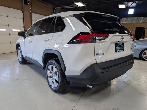 Used 2023 Toyota RAV4 LE AWD/4WD image 8