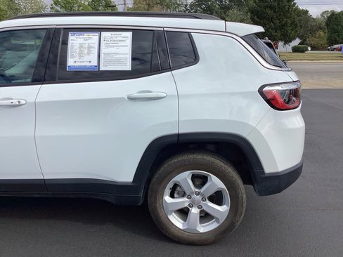 Used 2022 Jeep Compass Latitude w/ Convenience Group image 4