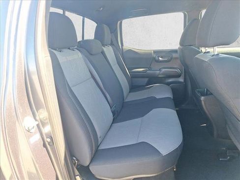 Certified 2020 Toyota Tacoma TRD Sport w/ Technology Package image 17