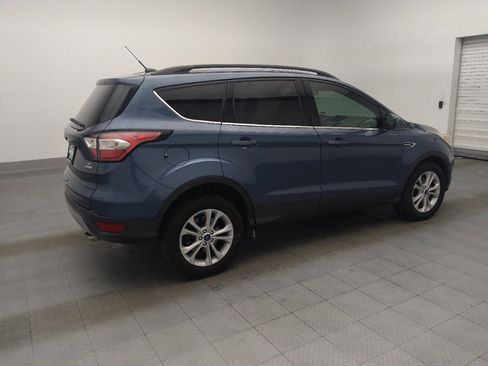 Used 2018 Ford Escape SE FWD image 10