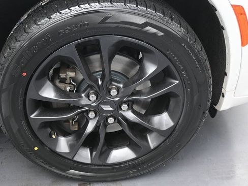 Used 2022 Dodge Durango GT image 40