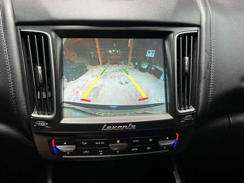 Used 2017 Maserati Levante w/ Sport Package AWD/4WD image 19