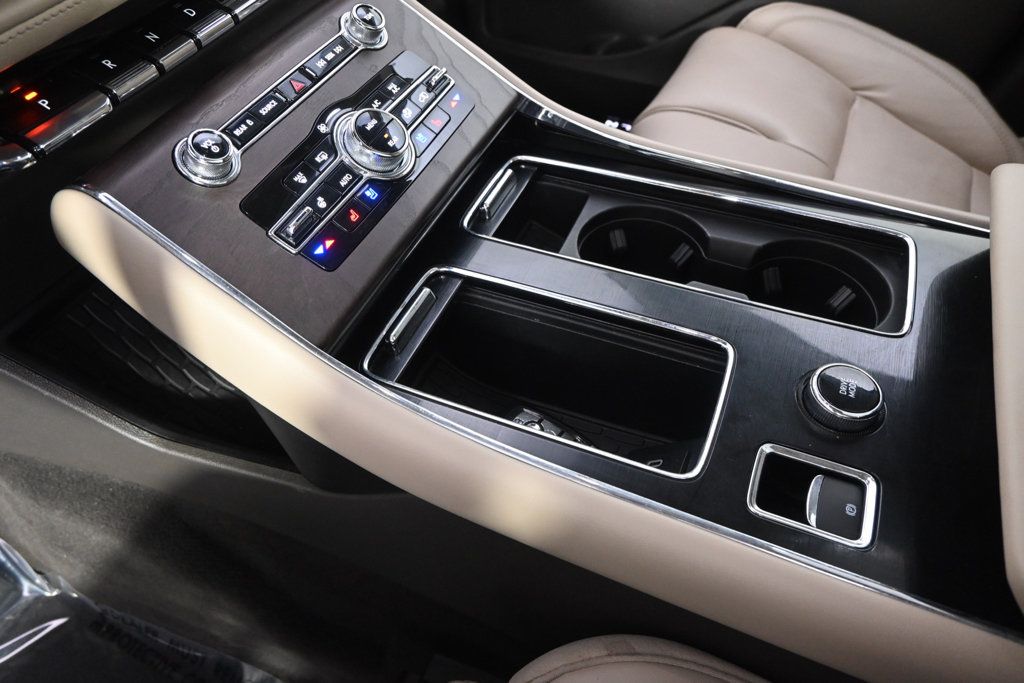 Used 2023 Lincoln Aviator Reserve w/ Equipment Group 201A AWD/4WD image 32