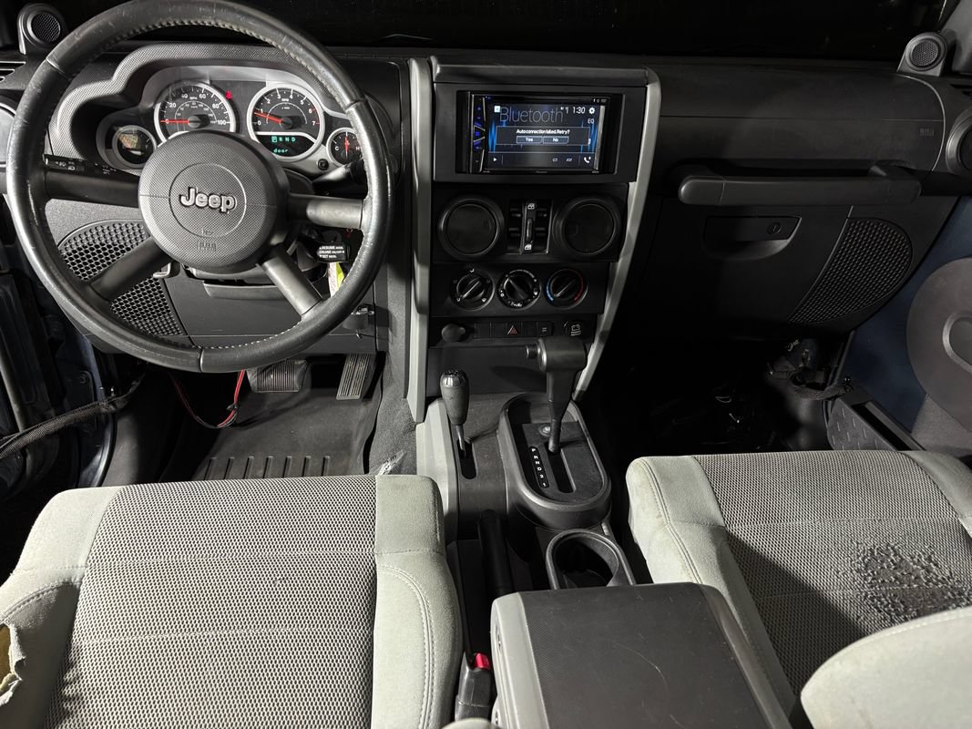 Used 2007 Jeep Wrangler Unlimited Sahara AWD/4WD image 13