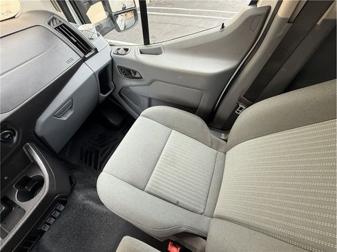 Used 2016 Ford Transit 150 XLT RWD image 10