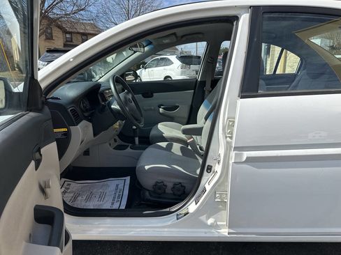 Used 2008 Hyundai Accent GLS image 16