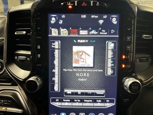 Used 2021 RAM 2500 Limited image 36