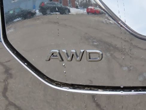 New 2026 Honda Pilot Touring image 9