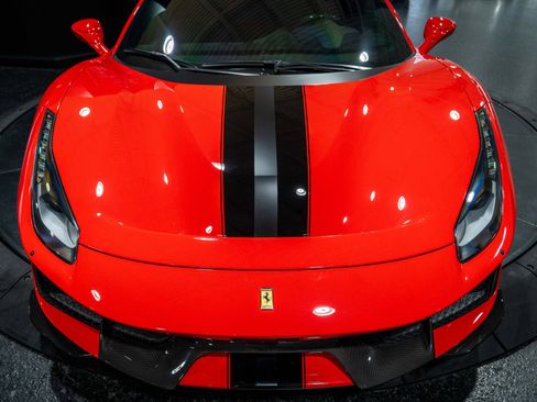 Used 2020 Ferrari 488 Pista Coupe image 36