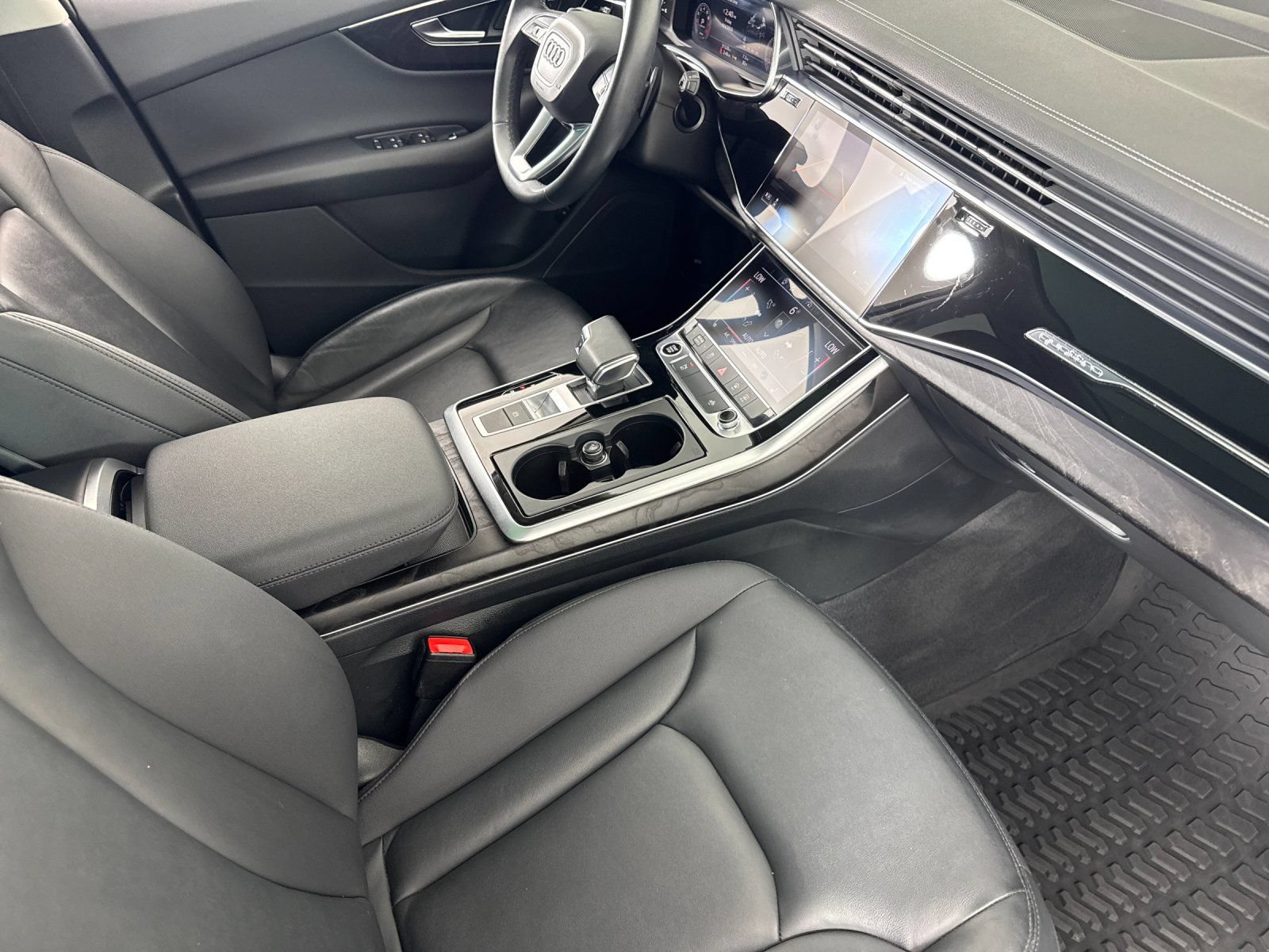Used 2023 Audi Q7 2.0T Premium w/ Convenience Package AWD/4WD image 17