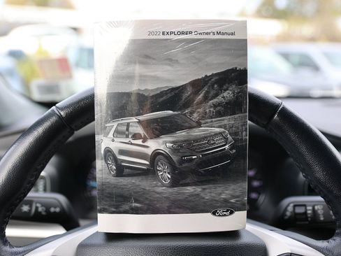 Used 2022 Ford Explorer XLT w/ Equipment Group 202A image 44