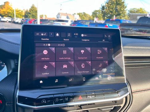 Used 2024 Jeep Compass Trailhawk w/ Trailhawk Convenience Group image 48