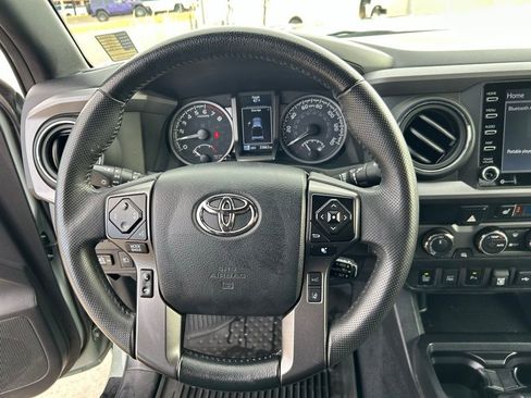 Used 2023 Toyota Tacoma TRD Off-Road w/ TRD Premium Off Road Package image 23