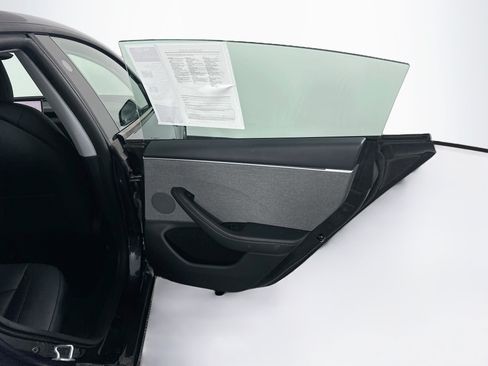 Used 2025 Tesla Model 3 Long Range RWD image 31