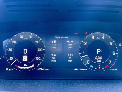 Certified 2024 Land Rover Discovery Dynamic SE image 24