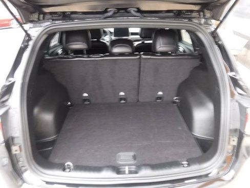 Certified 2023 Jeep Compass Trailhawk AWD/4WD image 40