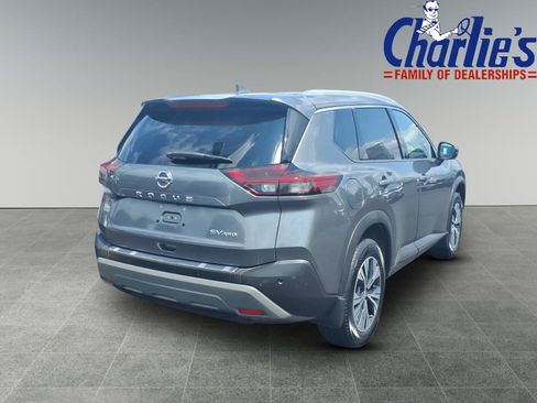 Used 2021 Nissan Rogue SV w/ Premium Package AWD/4WD image 4