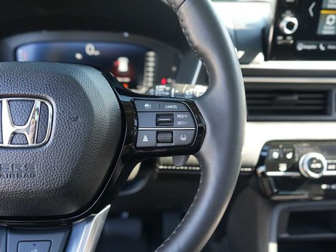 Used 2023 Honda Pilot Elite image 20