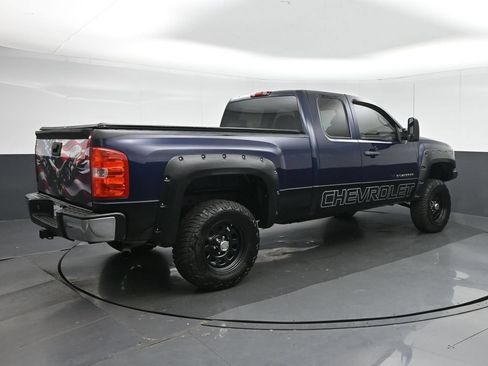 Used 2011 Chevrolet Silverado 1500 LS AWD/4WD image 7