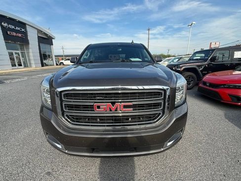 Used 2019 GMC Yukon XL SLT w/ Open Road Package image 8