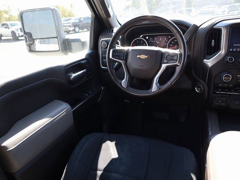 Used 2020 Chevrolet Silverado 3500 LTZ w/ LTZ Premium Package image 21