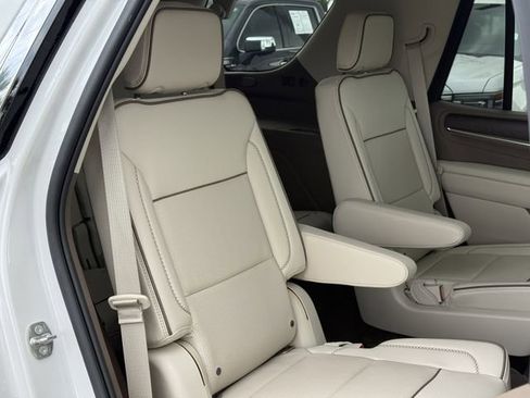Used 2022 GMC Yukon Denali image 33