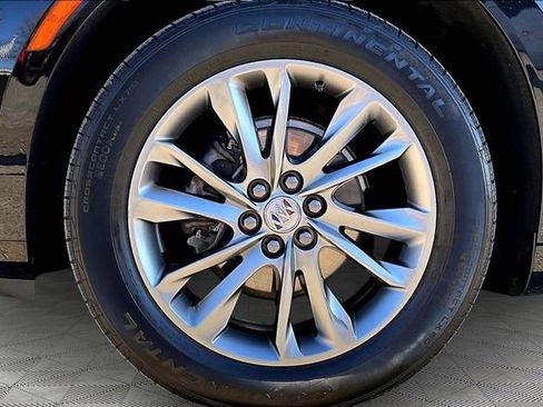 Used 2024 Buick Enclave Avenir w/ Avenir Technology Package image 23